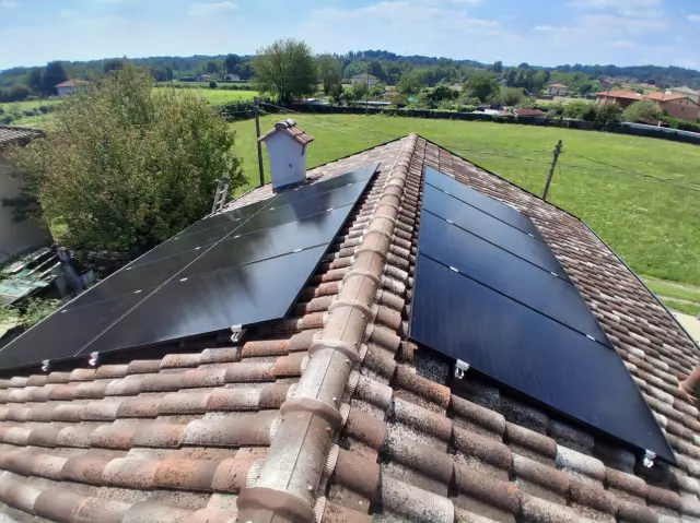 Impianto fotovoltaico residenziale da 6 kWp a Lurate Caccivio (CO)