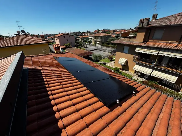 Impianto fotovoltaico residenziale da 5 kWp a Grumello del Monte (BG)