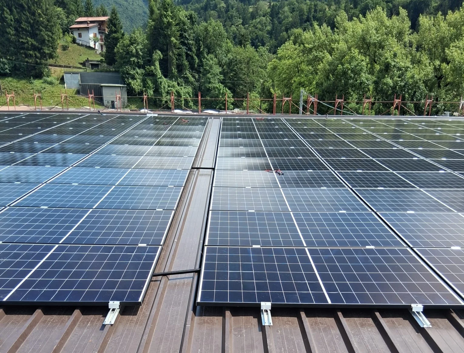 Impianto fotovoltaico commerciale da 350 kWp, provincia di Bergamo