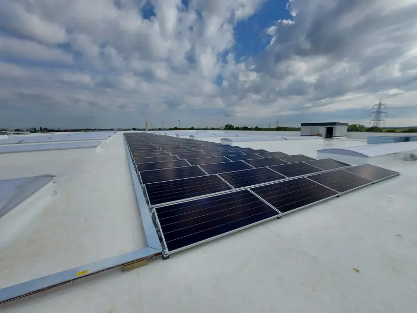 Impianto fotovoltaico commerciale da 87 kWp, provincia di Venezia