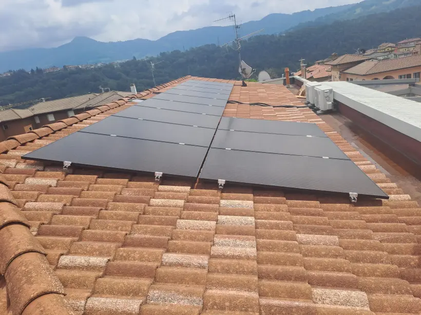 Impianto fotovoltaico residenziale da 5 kWp a Vertova (BG)
