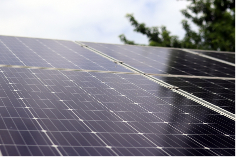 Pannelli fotovoltaici per la produzione di energia solare Pannelli fotovoltaici per la produzione di energia solare